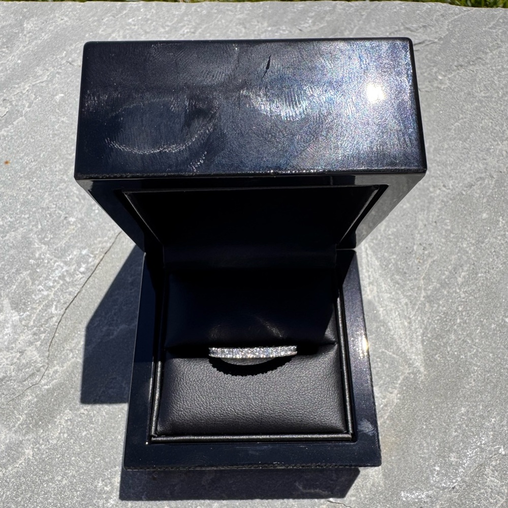 Genuine ✅ 14k WG 1.40 ctw Full French Pave Diamond Eternity Ring Size 9✨